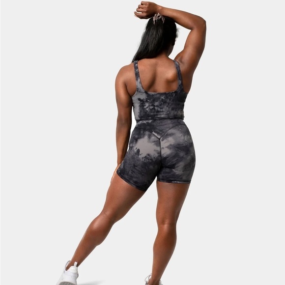 Kamo Fitness Ellyn Shorts 6" - Black Tie Dye black & grey medium spandex biker - Picture 3 of 10